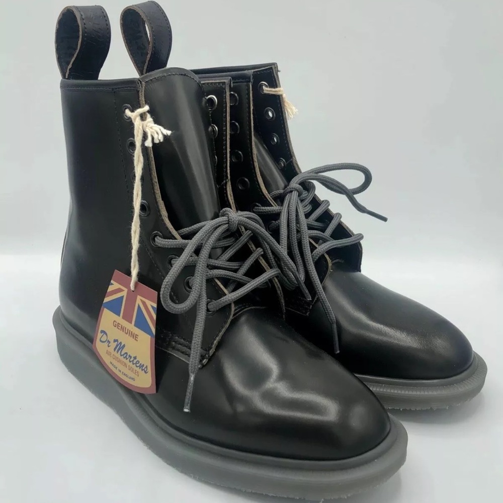 Dr. Martens High Boots Womens Sz 4 UK 6 US England